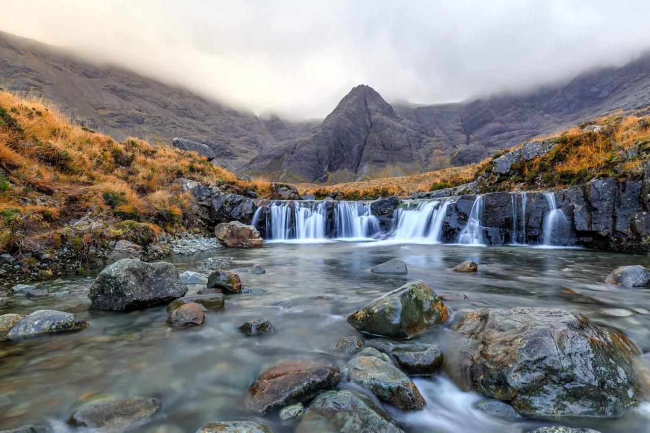 Tigh Lachie, Mary'S Thatched Cottages, Elgol, Isle Of Skye Extérieur photo